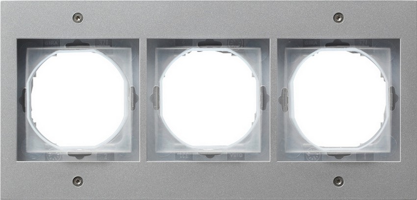 GIRA 021365 Rahmen 3-Fach TX_44 Farbe Aluminium GIRA 021365 Rahmen 3-Fach TX_44 Farbe Aluminium